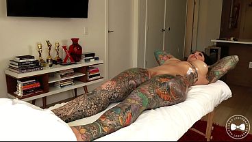 Latina Bianca Bailee Gets Massage and BBC