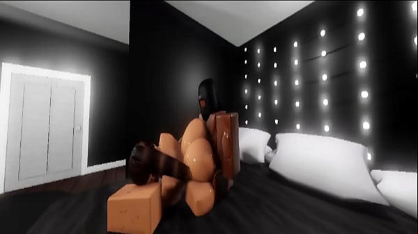 Big Booty Latina Shows Off Her Assets