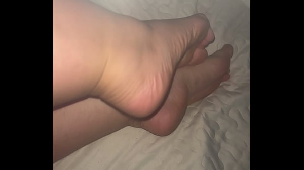 Latina Foot Fetish Action