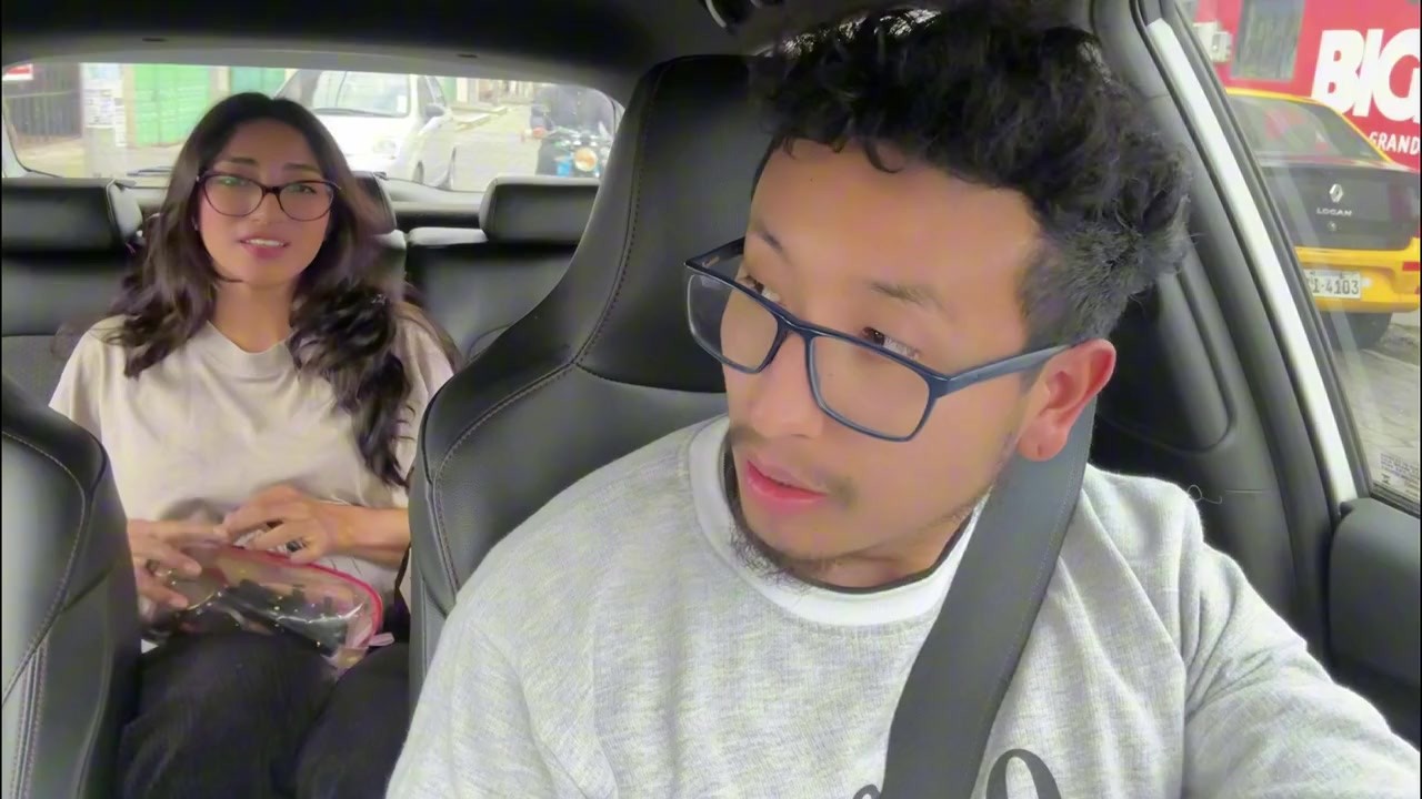Big Booty Latina Masturbates In Uber Car