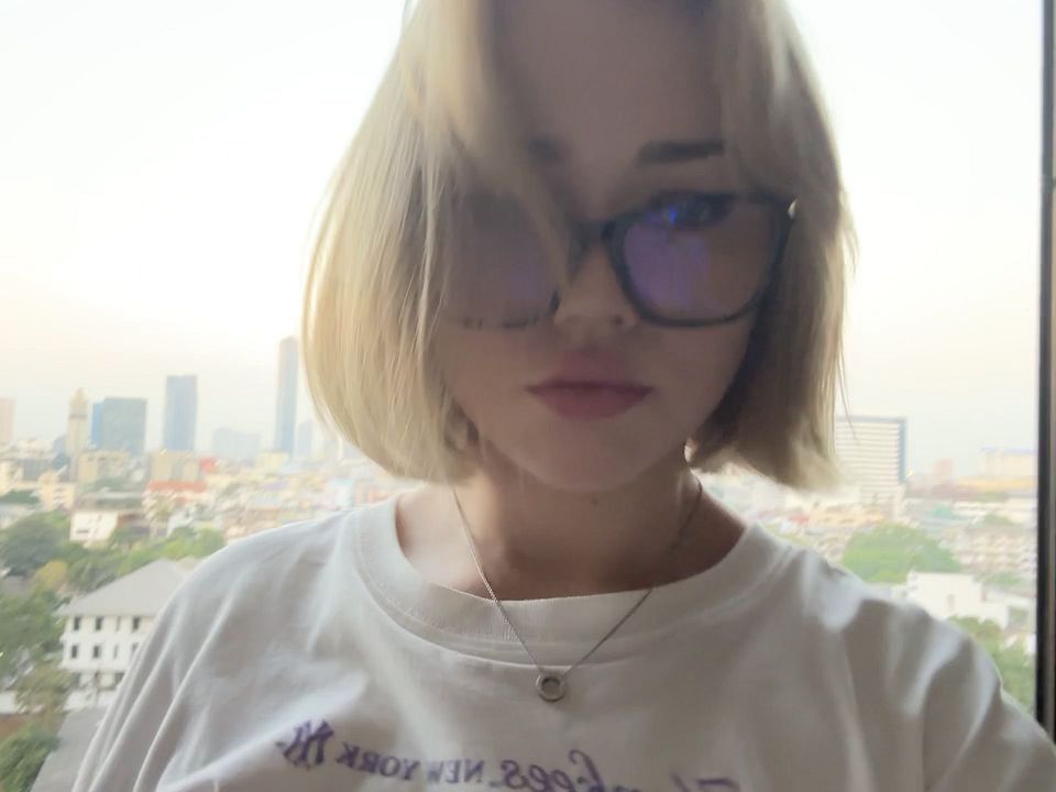 Latin Tease Sends Gift