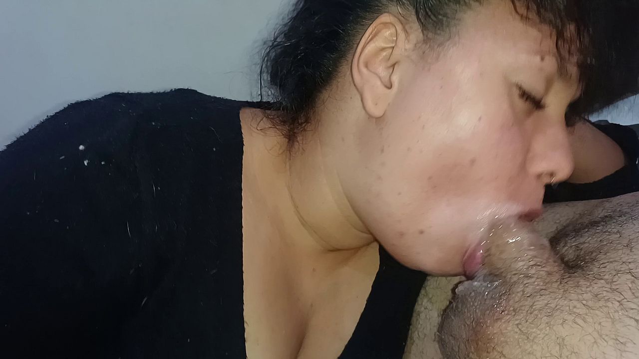 Latina Babe Fingers Herself Roughly