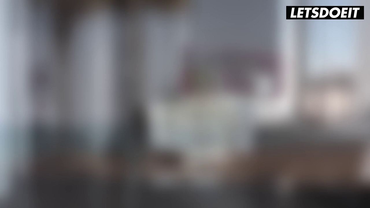 Latin Chick Gets Fucked After Beach Encounter