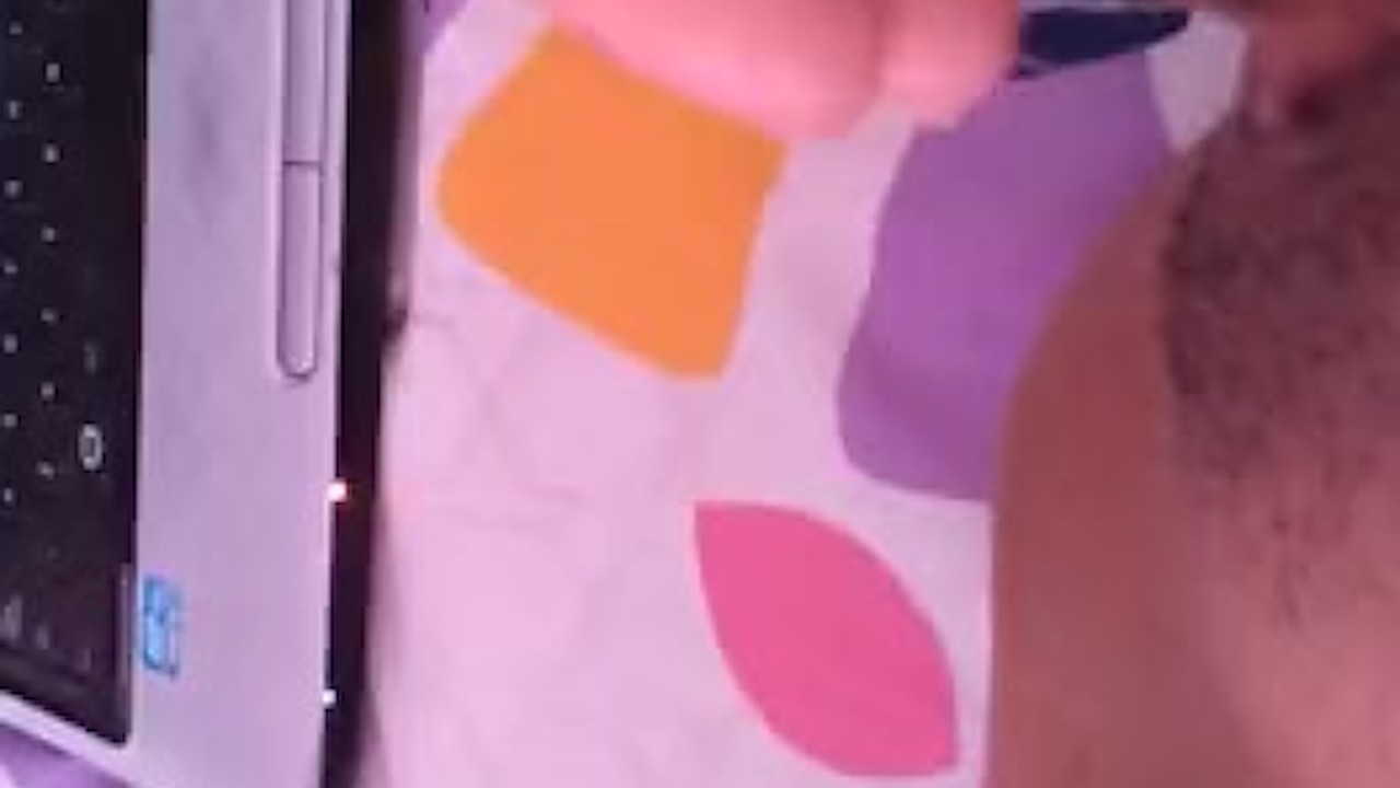 Latin Girl Shows Off Her Vagina
