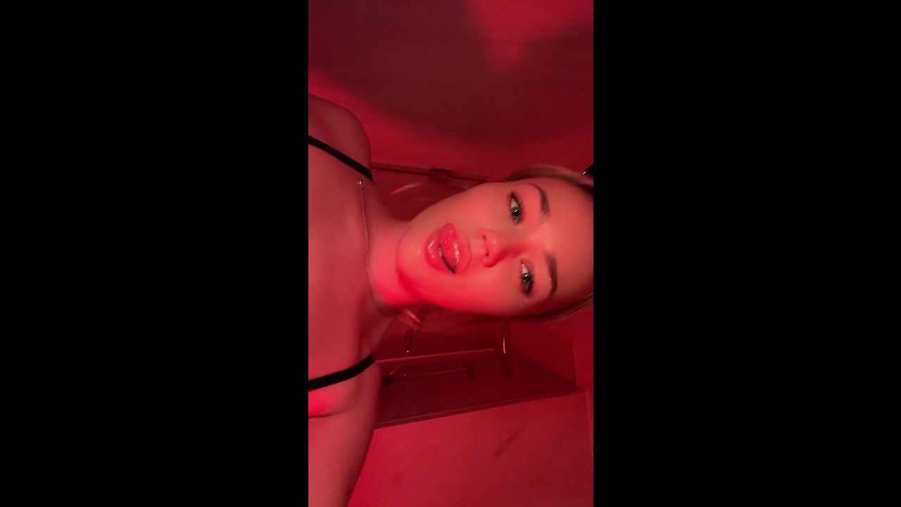 Sultry Latina Tease Turn On