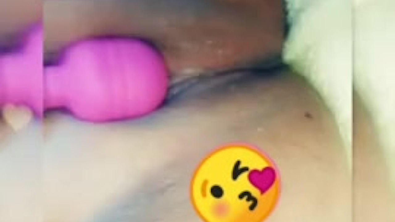 Big Booty Latina Pussy Closeup