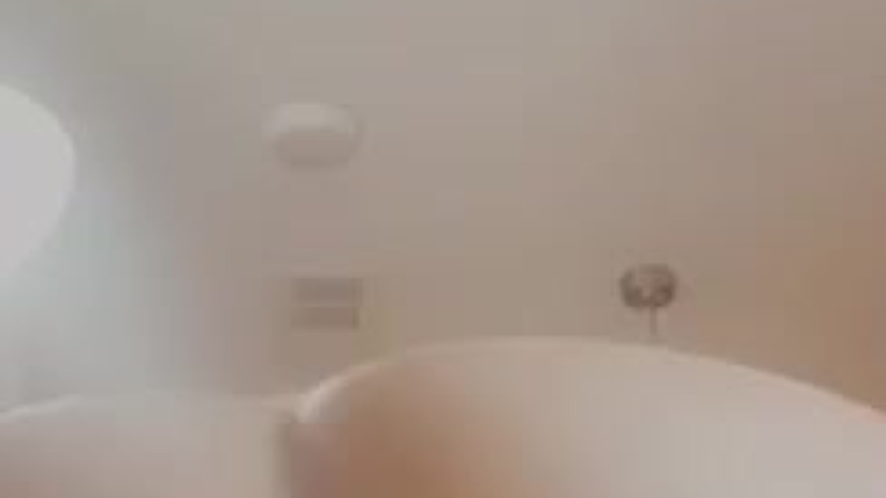 Latina Pussy Popping Solo Action